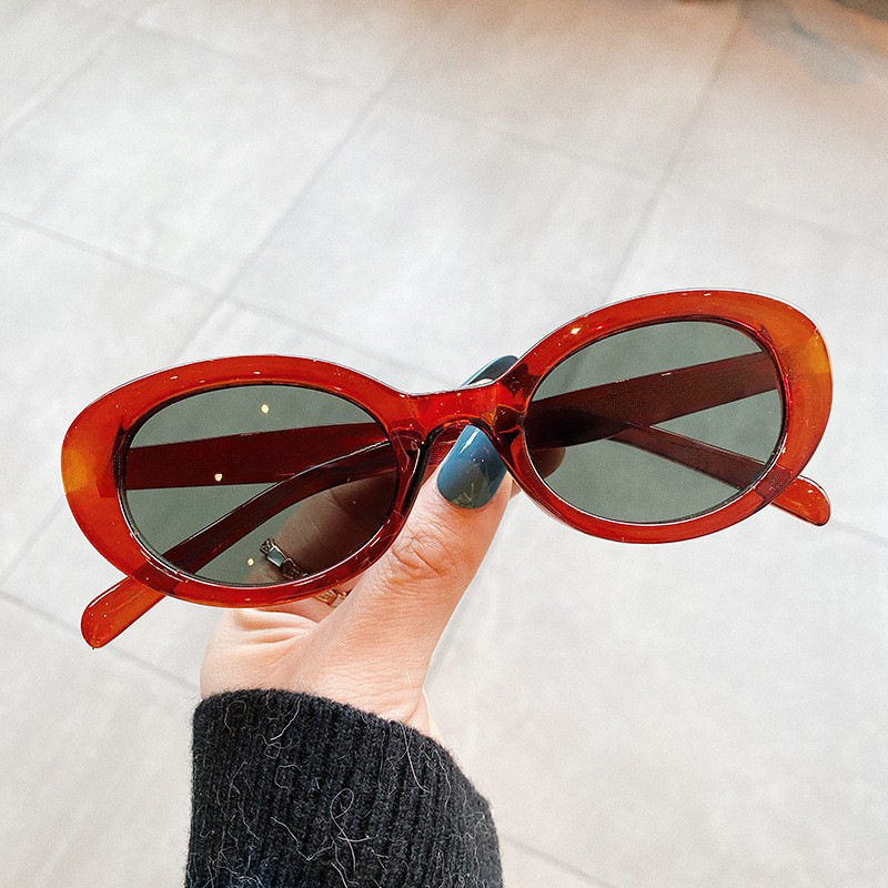 Óculos de Sol Ovais Pequenos V - Designer Sunglasses avaliação e preço