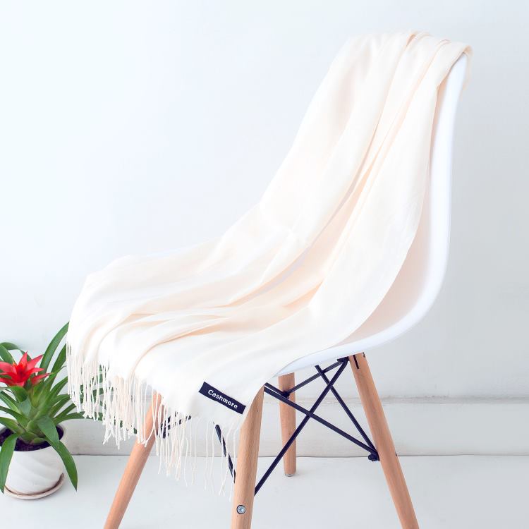 Lenço monocromático de caxemir - Cashmere Scarf avaliação e preço